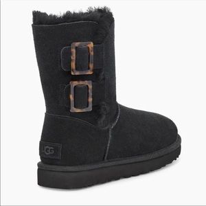 Ugg Women's bailey fashion buckle boots. New.  Never worn